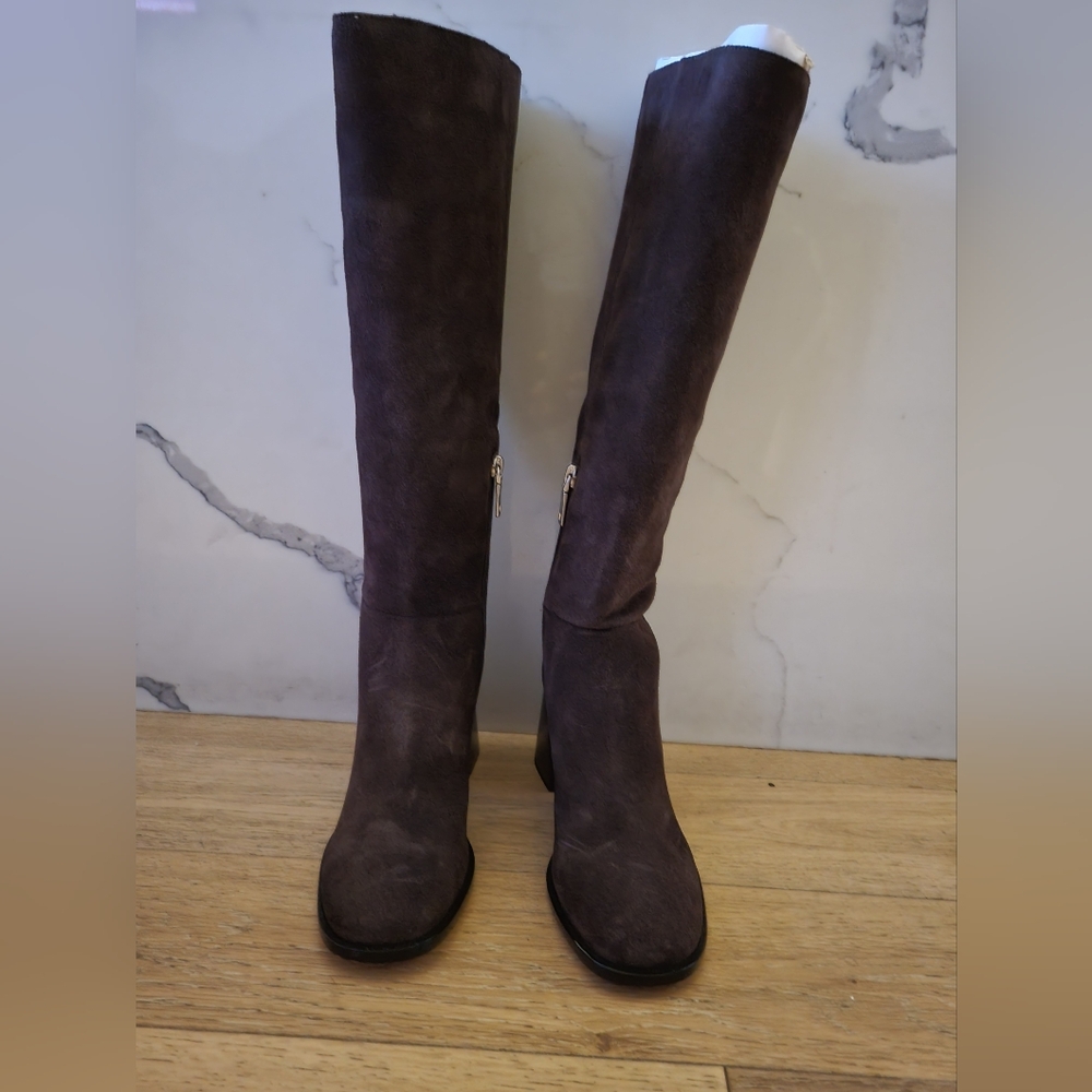 Coach Suede Boots. Size 6. Brown - Picture 2 of 4